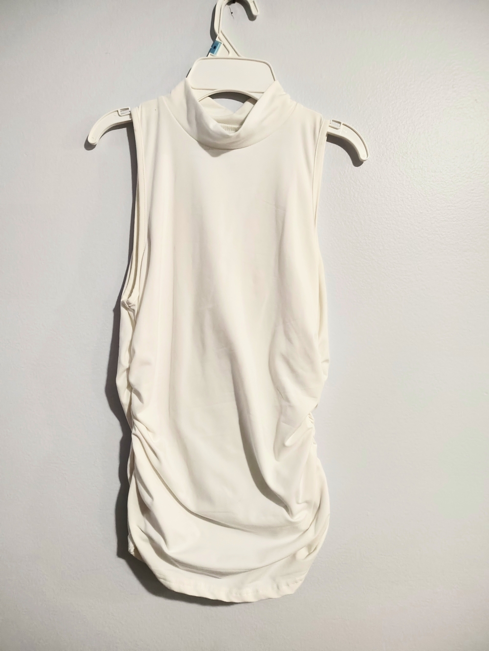 Sleeveless Mock Neck Ruched Tank Top - White